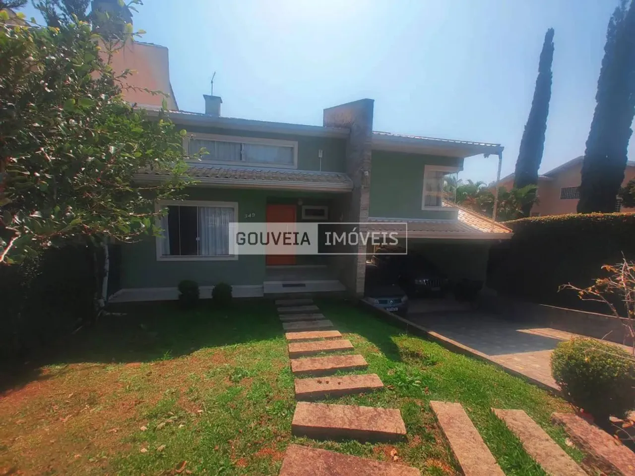 Casa 3 Dormitório, 1 Suíte, 400 m², à venda por R$ 2.000.000 - Atuba, Curitiba (PR)
