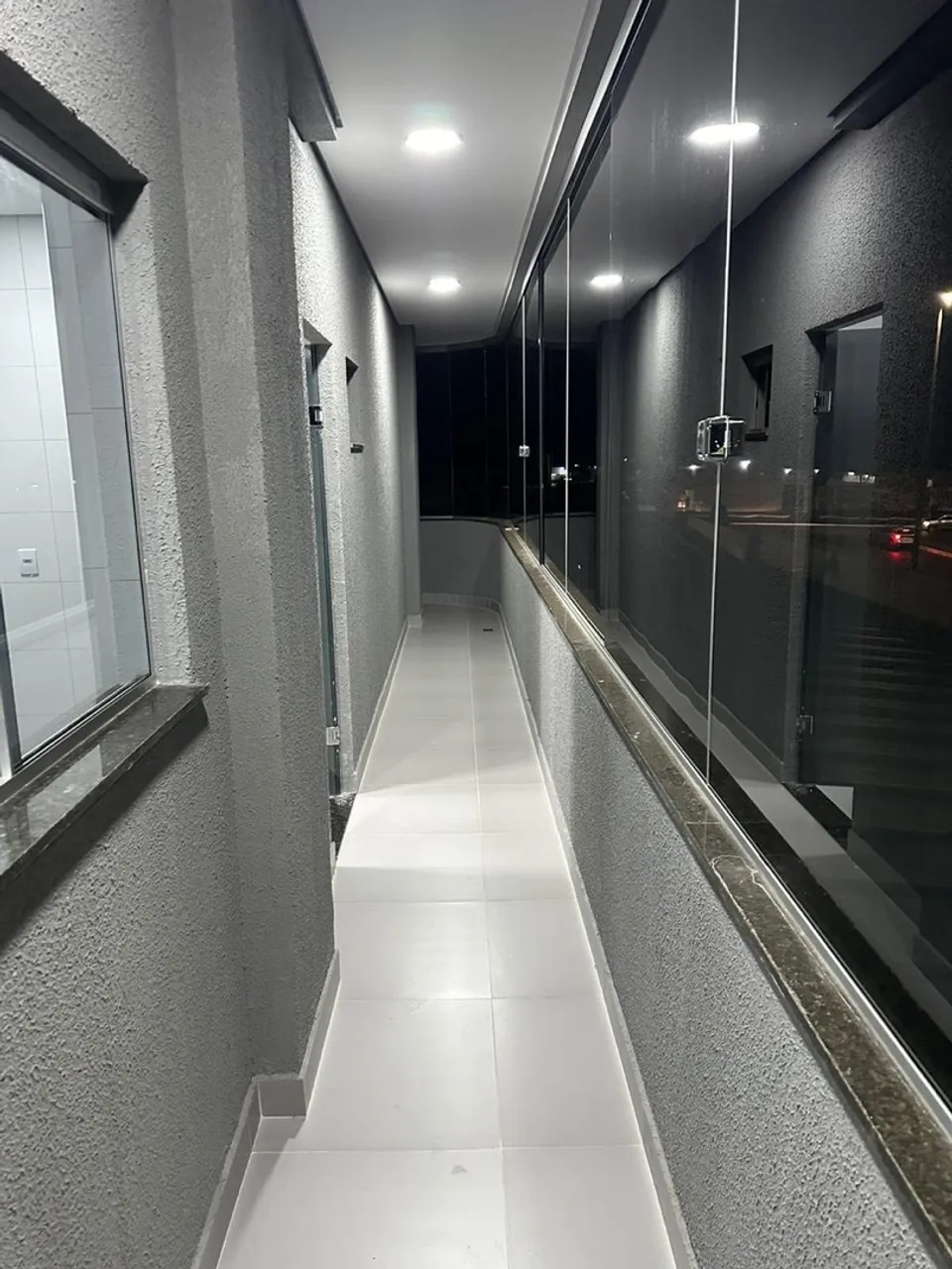 Aluga se apartamento, Prédio ao lado supermercado Sampaio