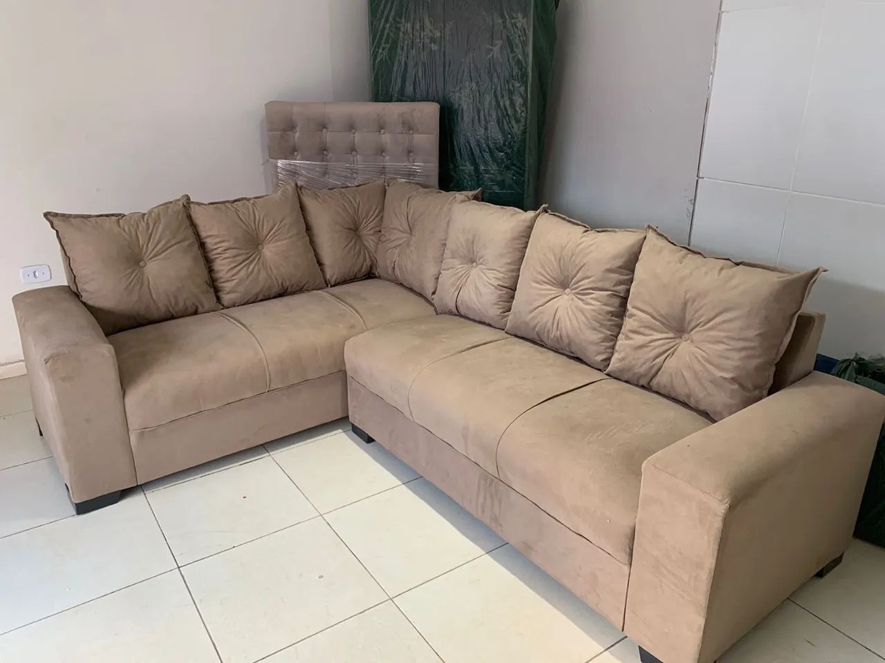 Sofá de canto em suede de fábrica  - Foto 4