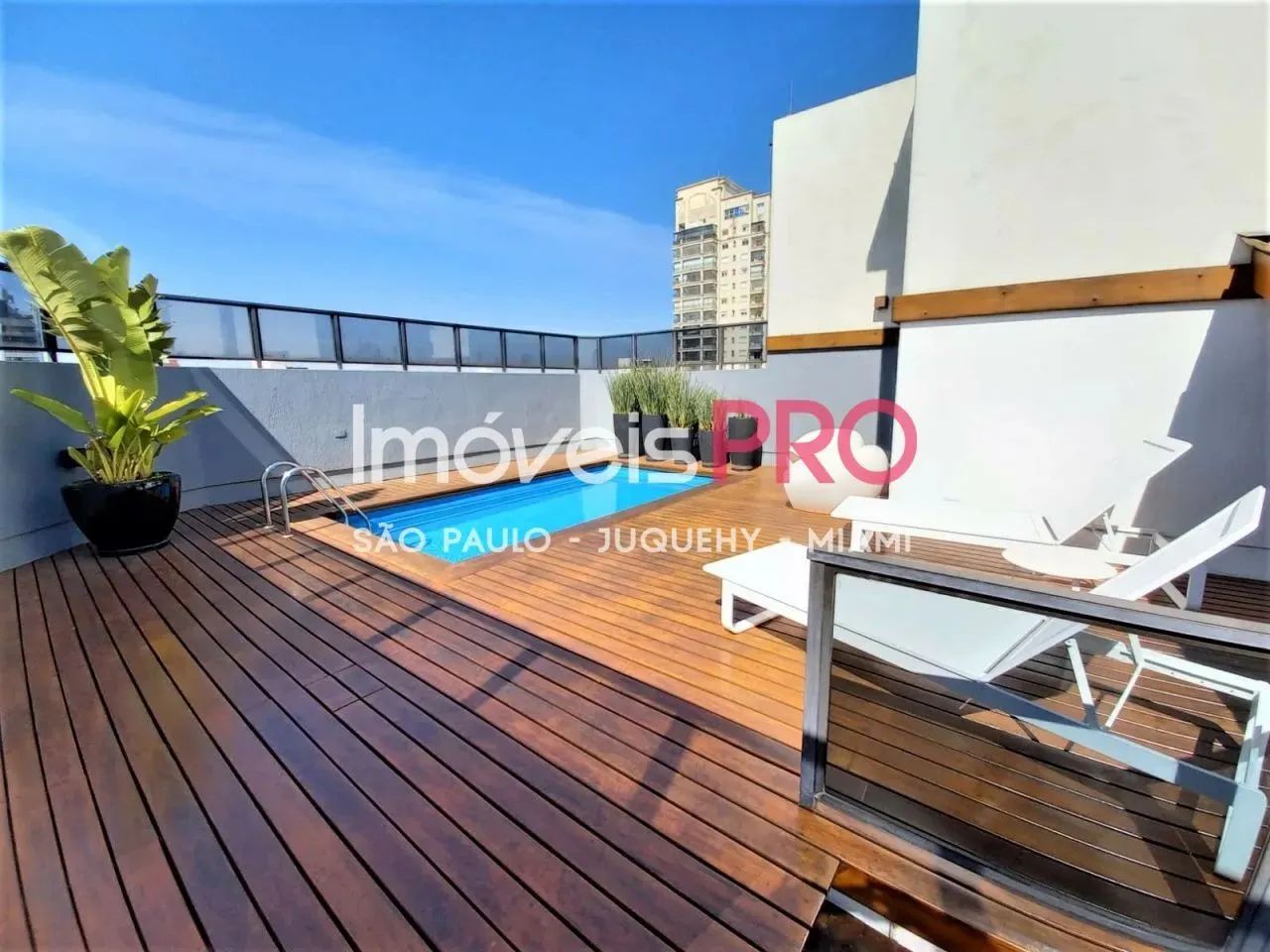COBERTURA EM MOEMA , FORA DE ROTA, REFORMADA , COM PISCINA E ESPAÇO GOURMET- VISTA 360º- 5 - Foto 3