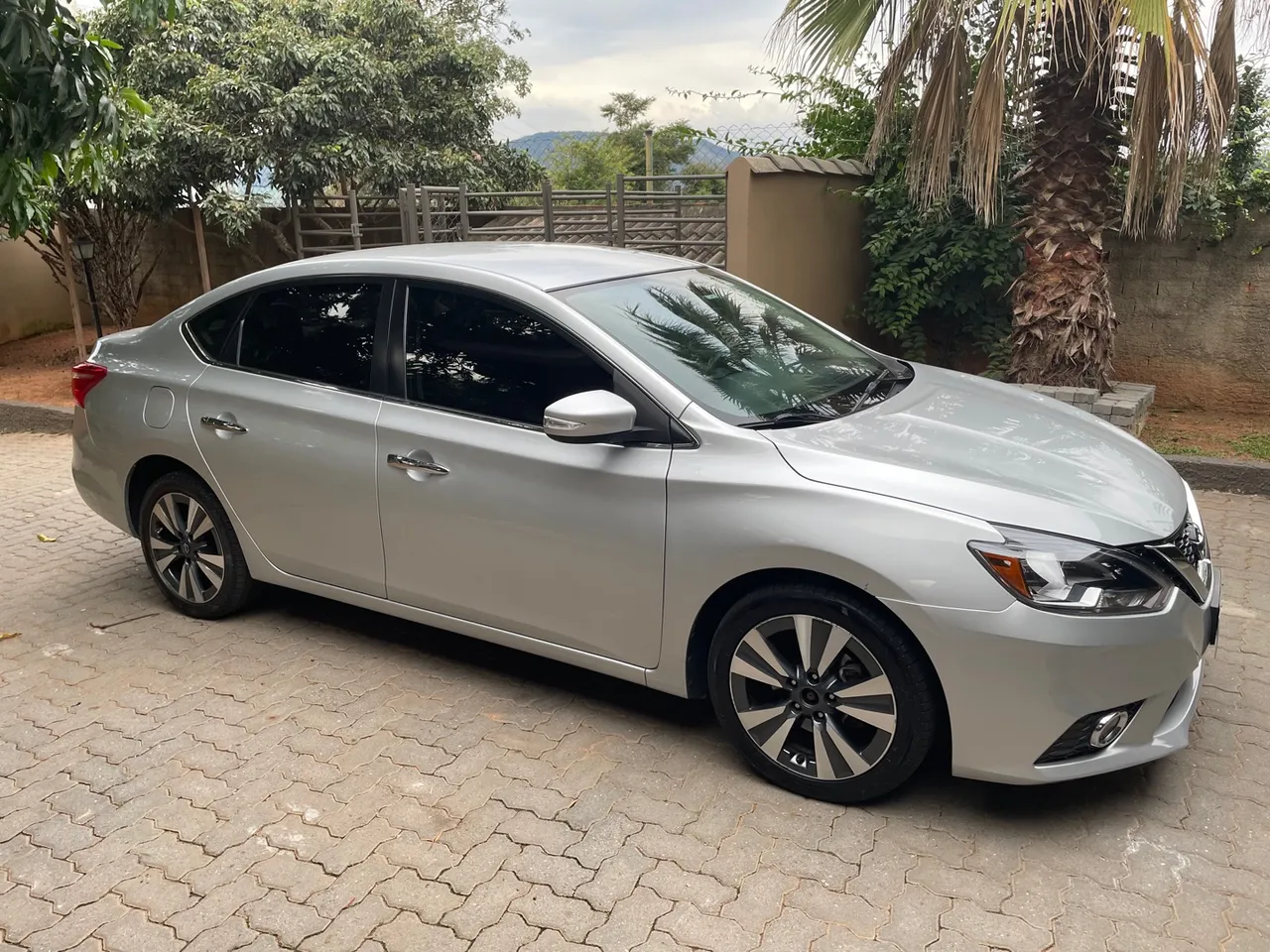 Sentra 2018 Base Model NISSAN SENTRA 2018 Usados e Novos