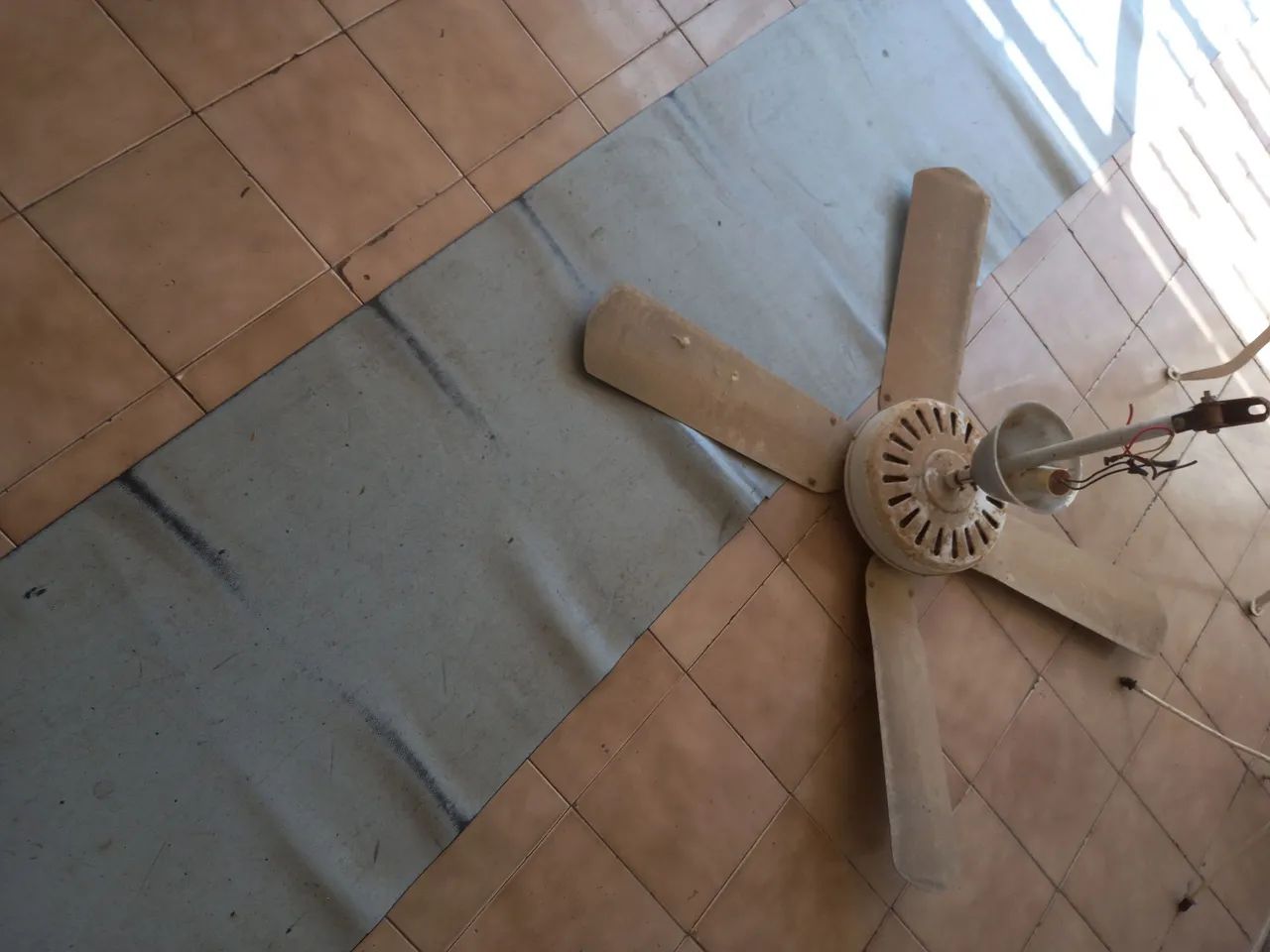 Ventilador de teto marca Cyclone - Foto 3