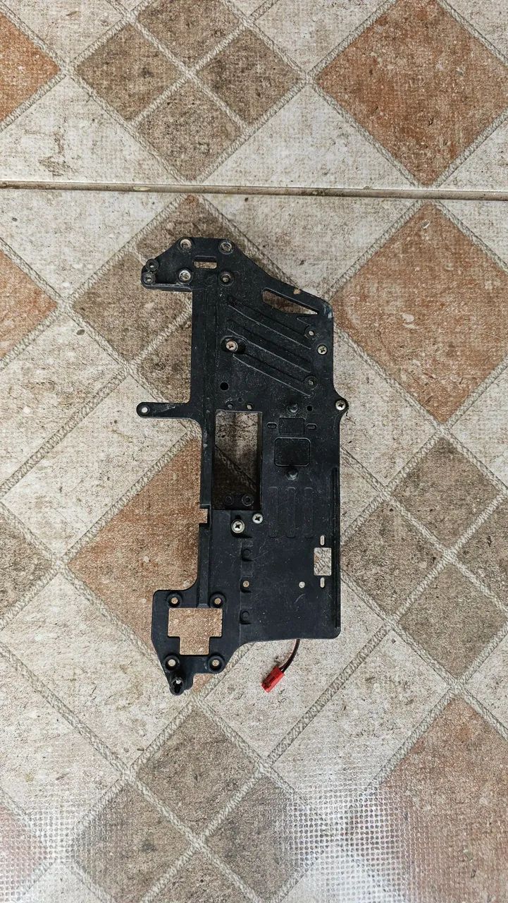 Rc Automodelo Lamina de Chassi Caixa de bateria ou plate Valor unidade  - Foto 2