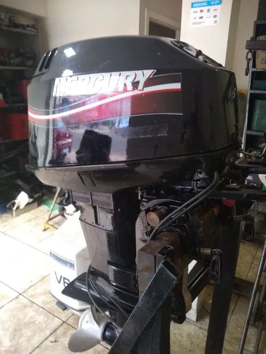 Motor de popa Mercury 40 Hp partida elétrica 2006