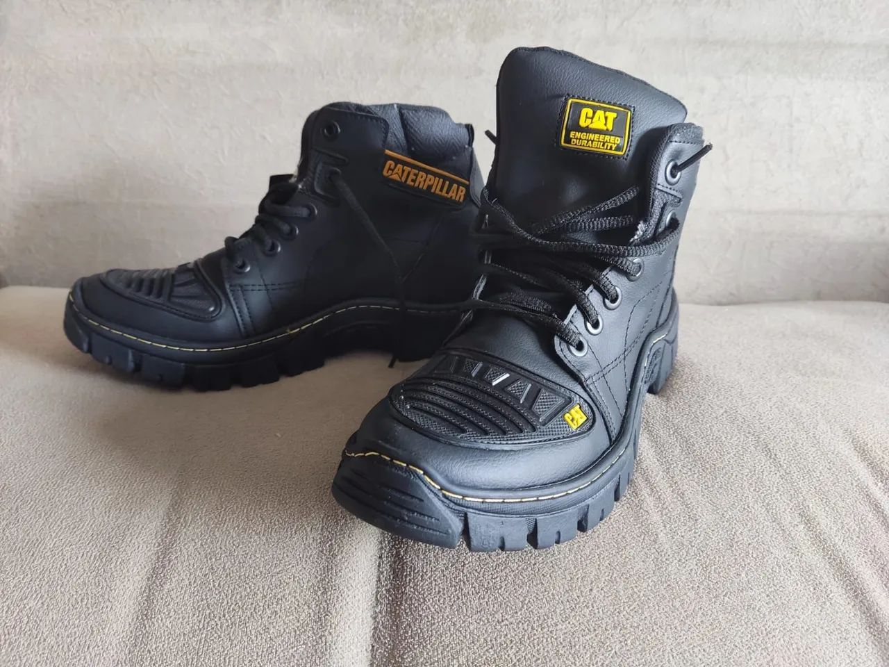 Bota Caterpillar Preta - Foto 3