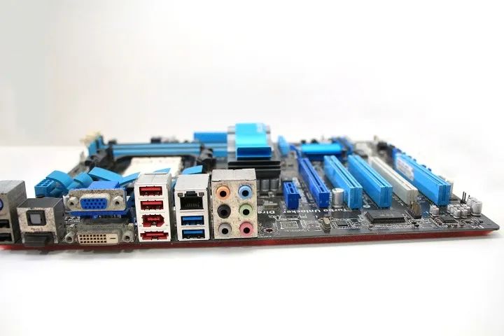 Placa Mãe ASUS M4A88T-V EVO para reparo - Foto 6
