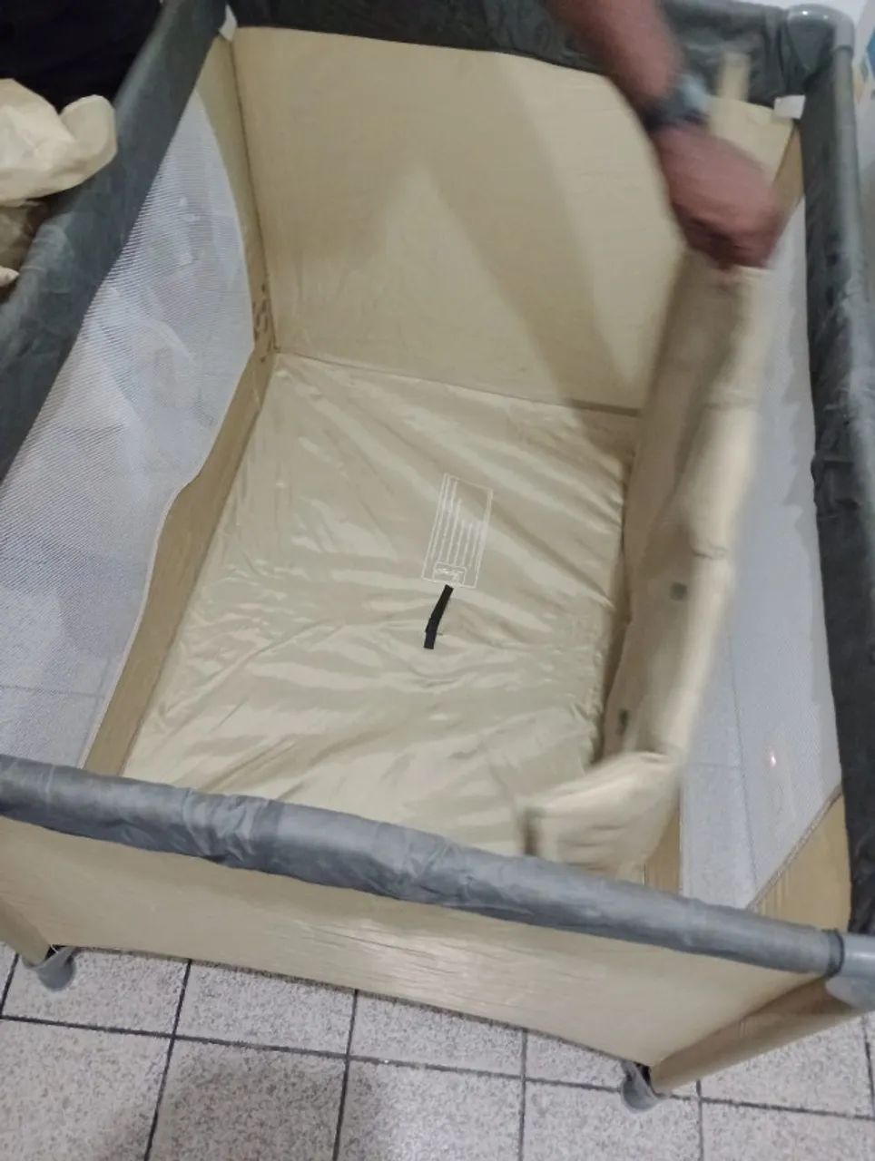 Berço portátil + colchão  - Foto 3