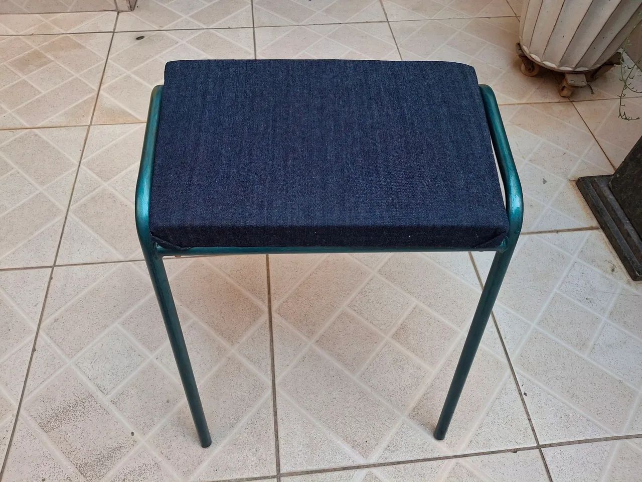 Conjunto de 6 banquetas estofados jeans - Foto 4