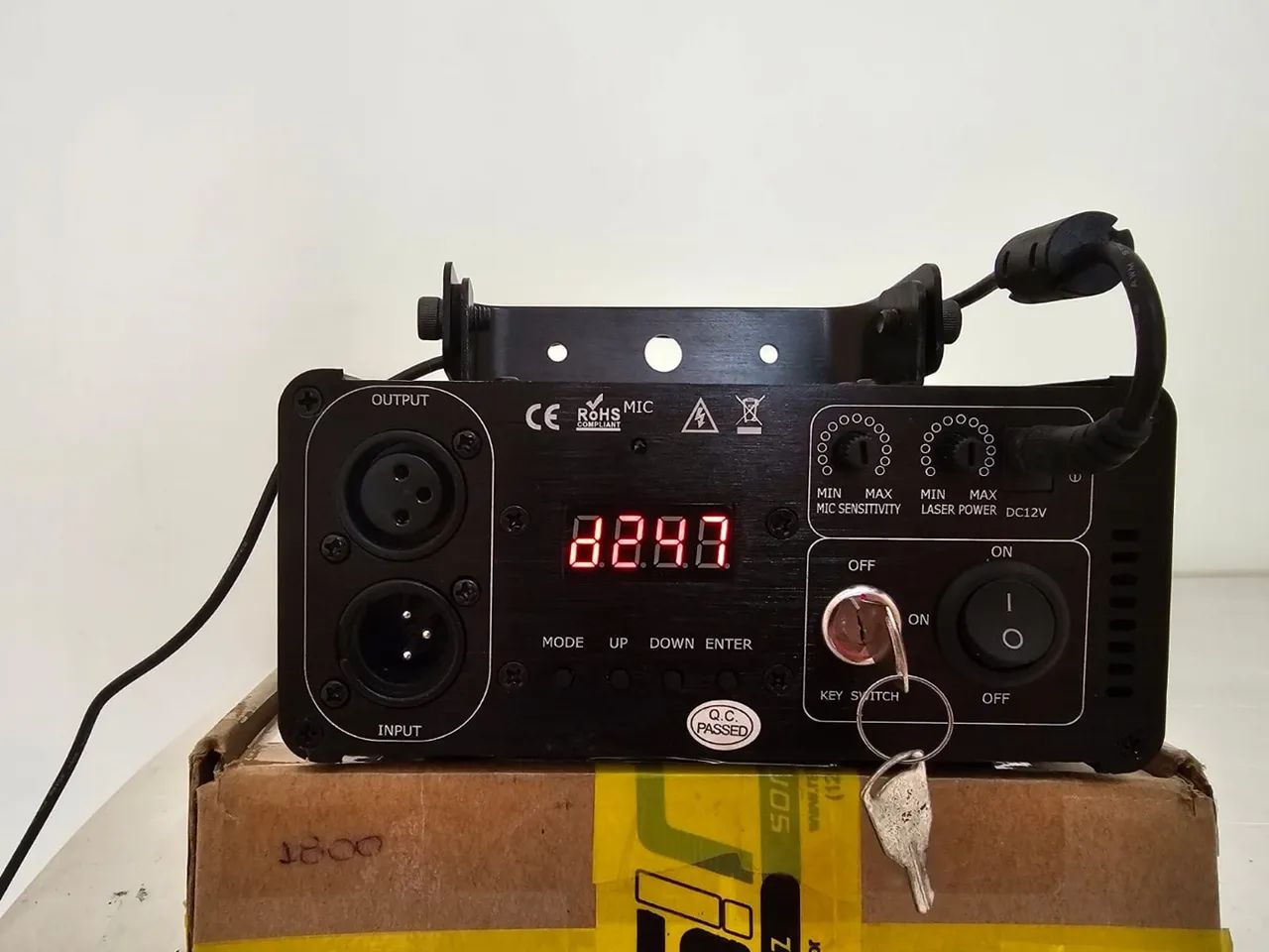 Iluminador de Palco Laser com Controle Remoto - Foto 3