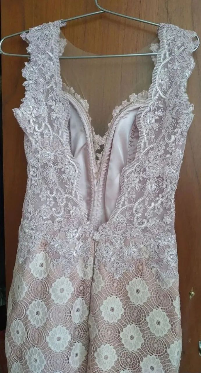 Vestido de renda maravilhoso  - Foto 5
