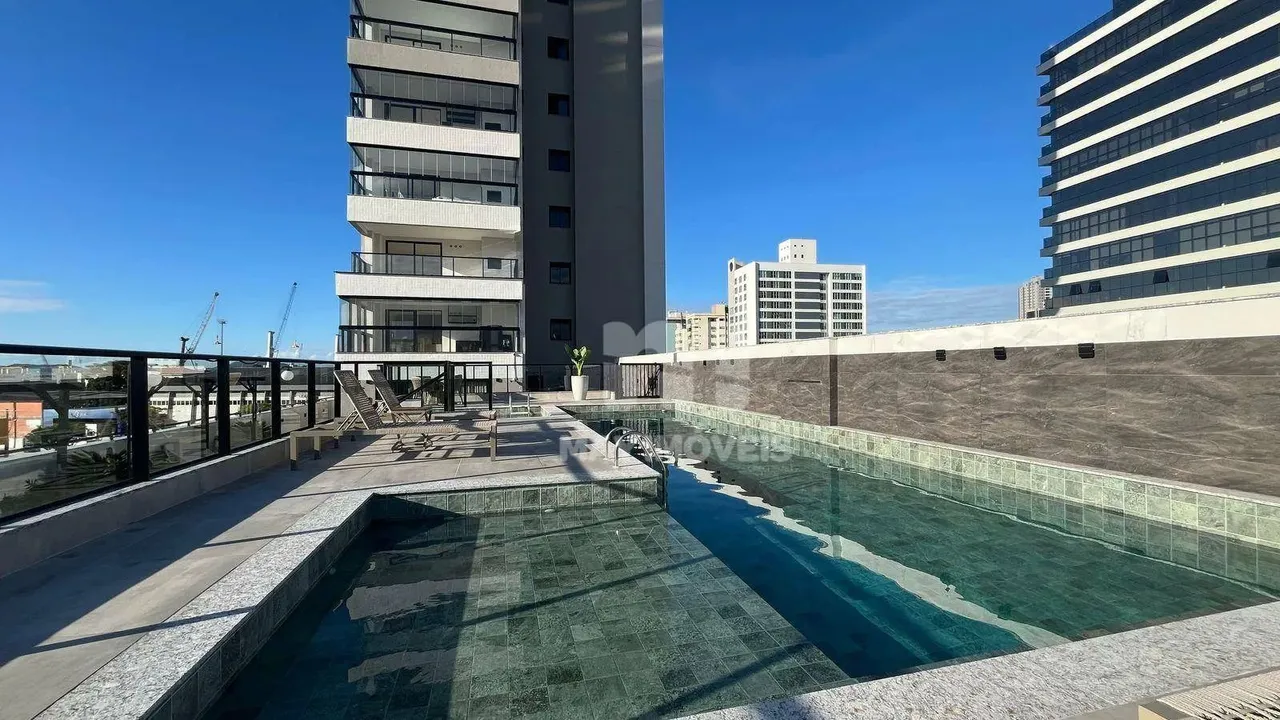 Apartamento com 3 dormitórios à venda, 122 m² por R$ 1.650.000,00 - Centro - Itajaí/SC