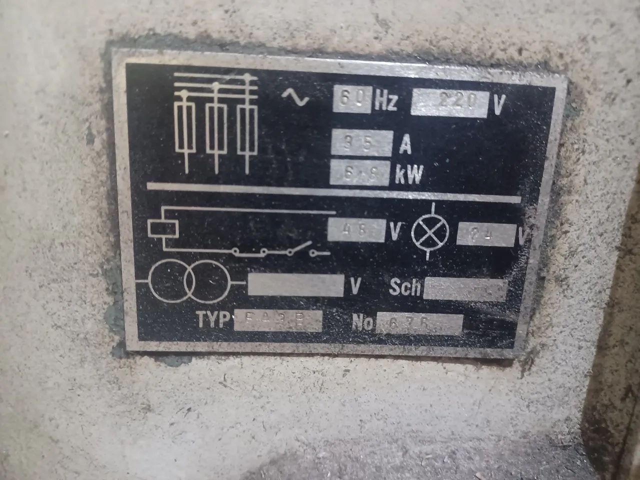 Fresadora Usada em boas condições - Foto 2