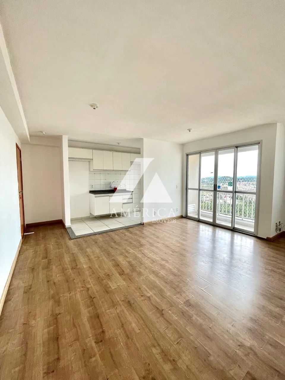 Imóvel para aluguel e venda tem 70 metros quadrados com 2 quartos em Despraiado - Cuiabá - - Foto 2