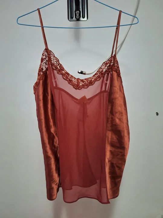 Blusa camisola nova