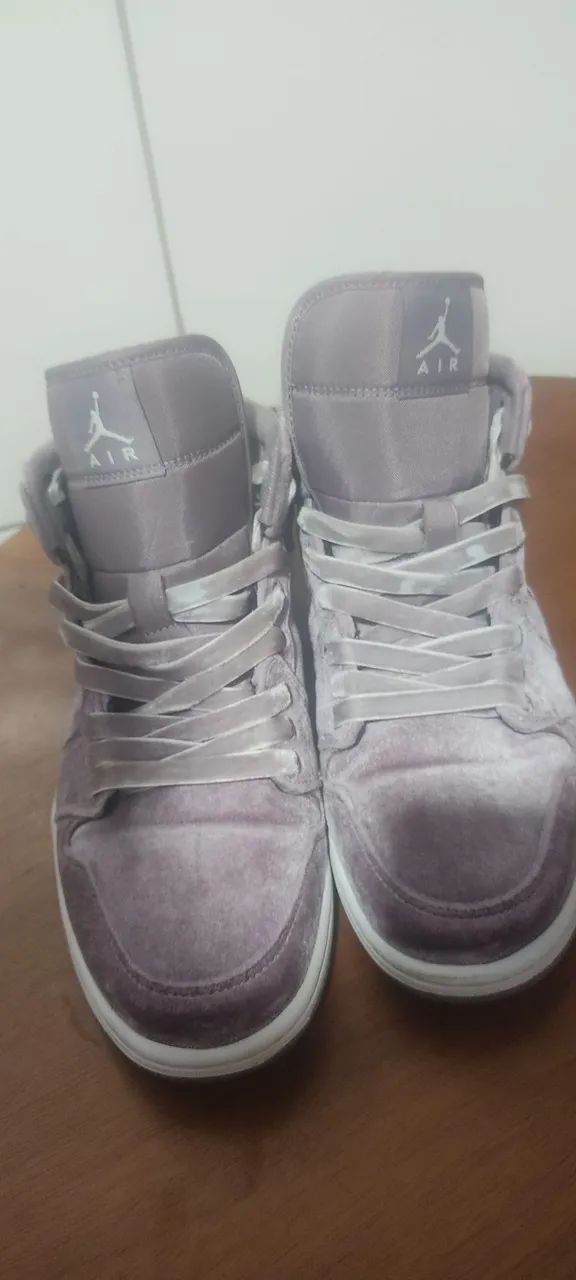 Jordan MID feminino roxo 