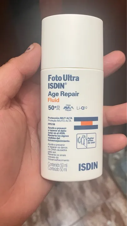 Protetor Solar ISDIN Foto Ultra Age Fluid FPS 50+