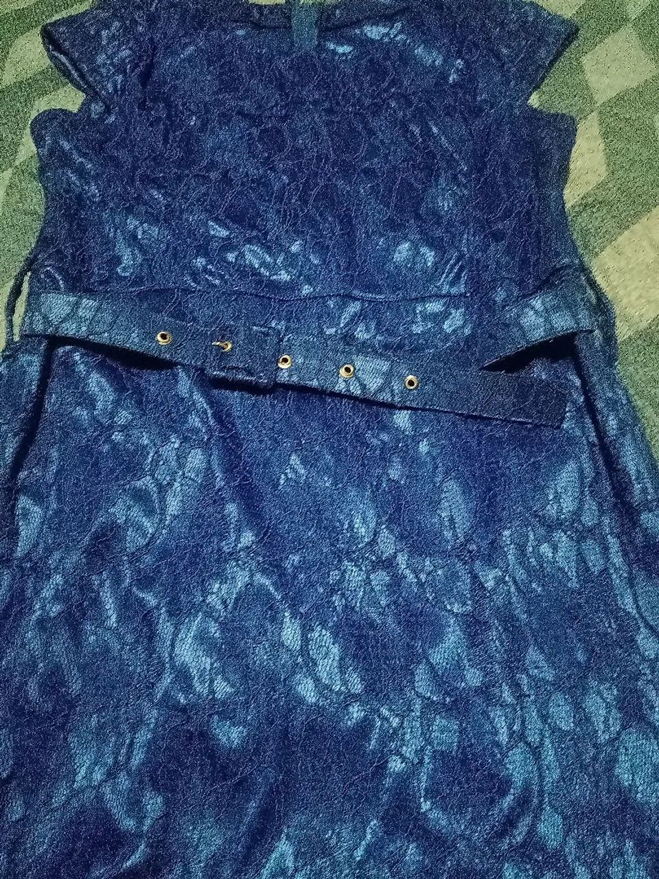 Vestido azul com renda. - Foto 3