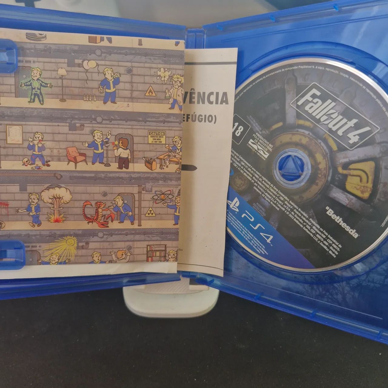 Fallout 4 com poster  PS4 - Foto 2