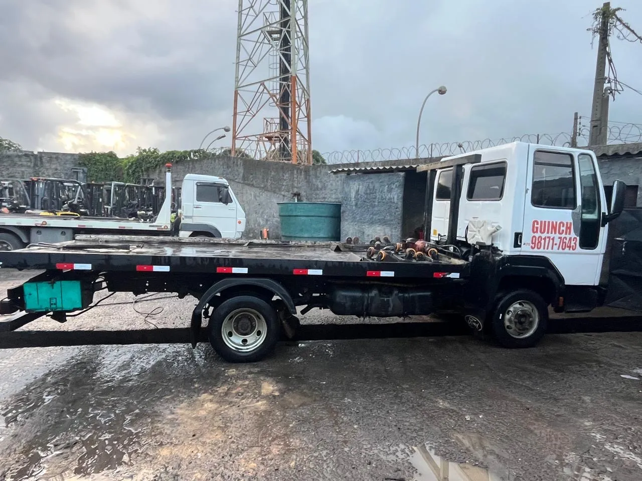 Guincho Ford Cargo 814