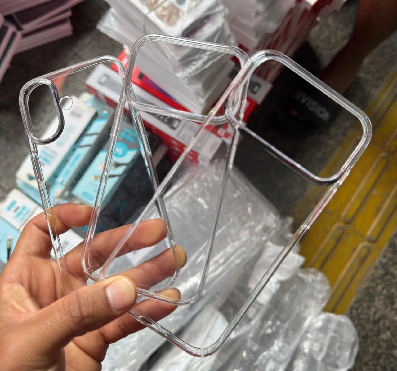 Capa space original Iphone 17 17air 17pro 17promax - Foto 3