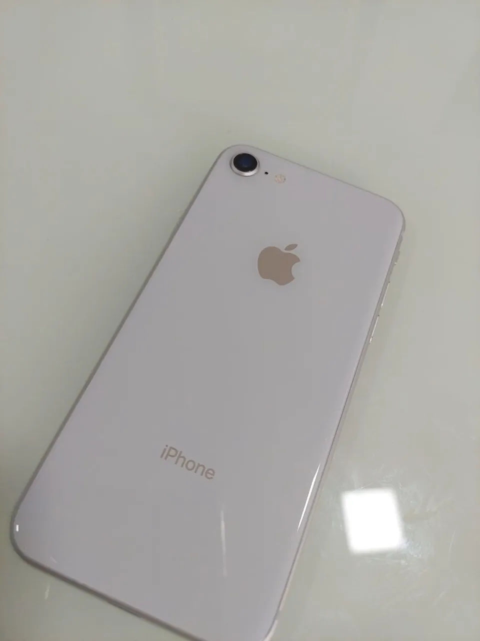 iPhone 8