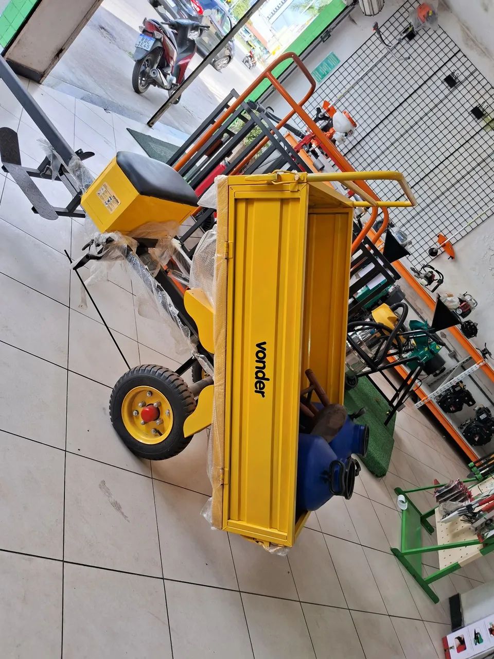 Motocultivador so vendo a carreta leia o anuncio