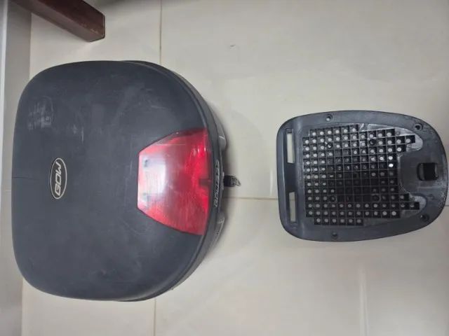 Baú GOW 33 litros + Base (era usado em uma Fazer 250) - Foto 2