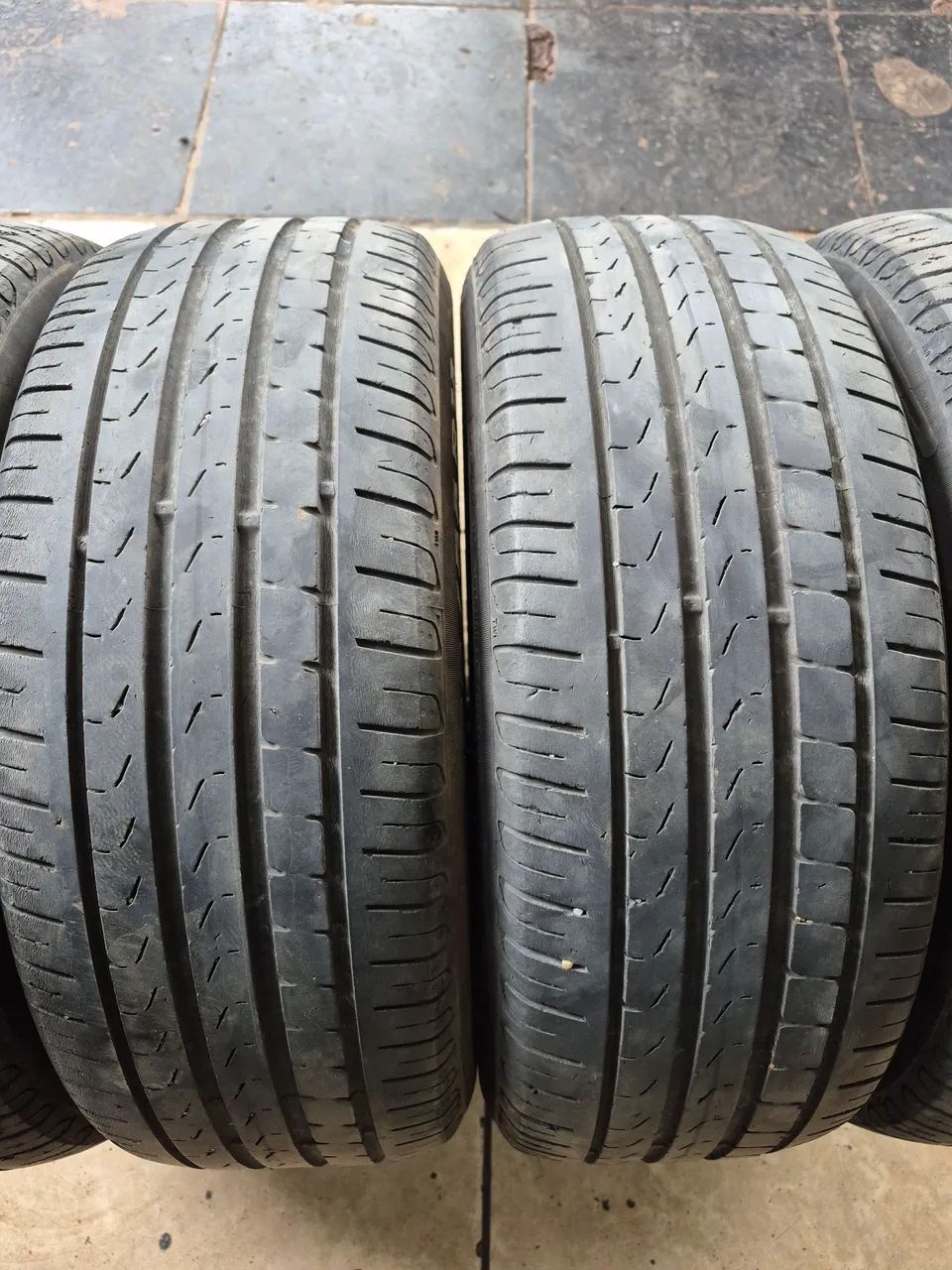 Jogo de pneus  marca  pirelli P7 aro 195/55/15 - Foto 3