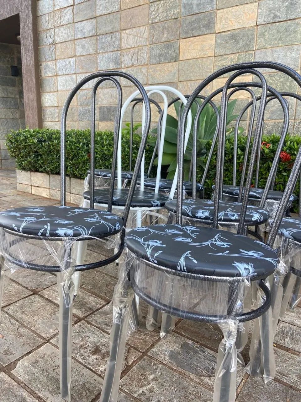 Cadeiras Avulsas com assento floral - Novas! - Foto 4