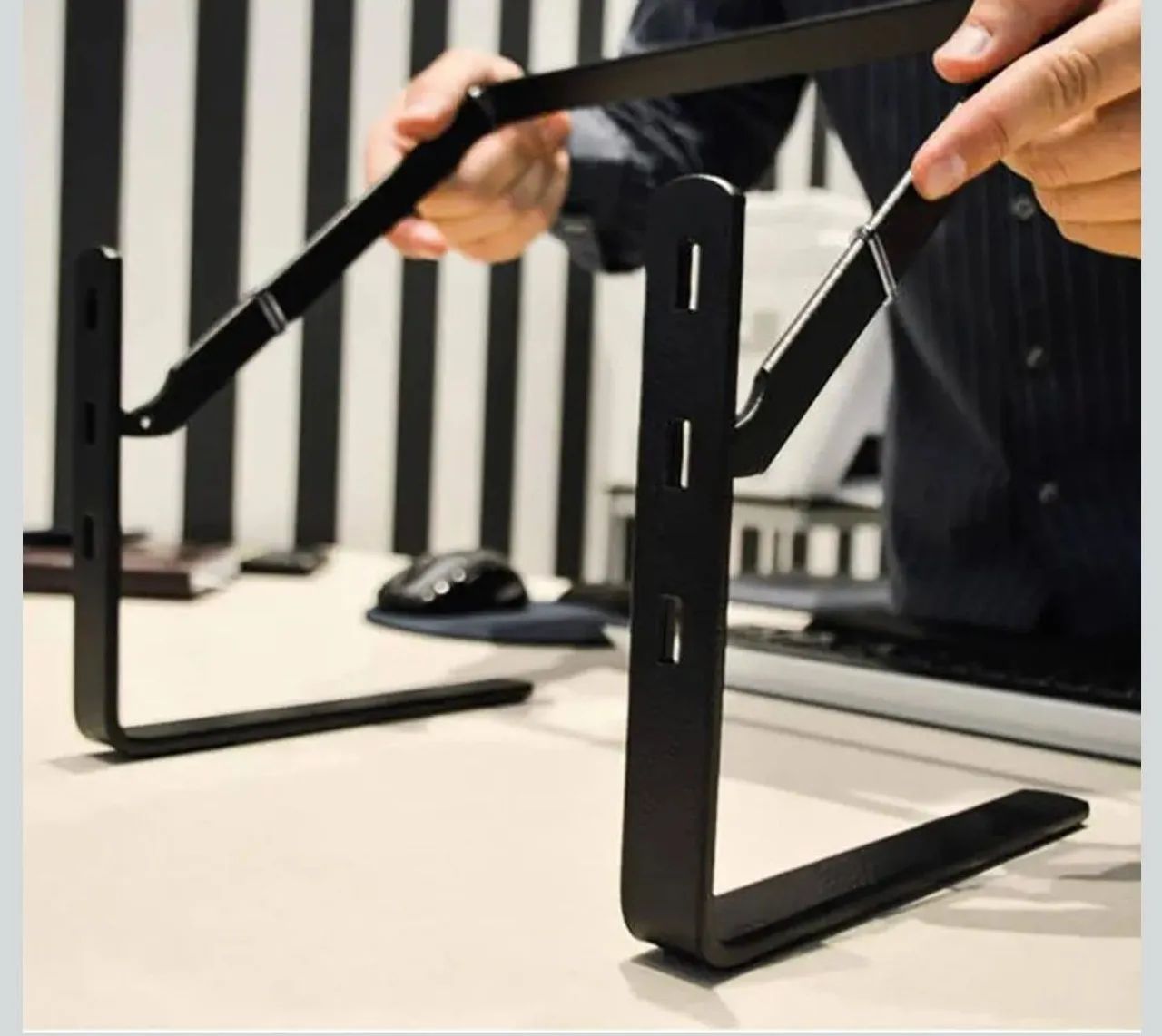 Base para monitores em vidro fumê - Foto 3