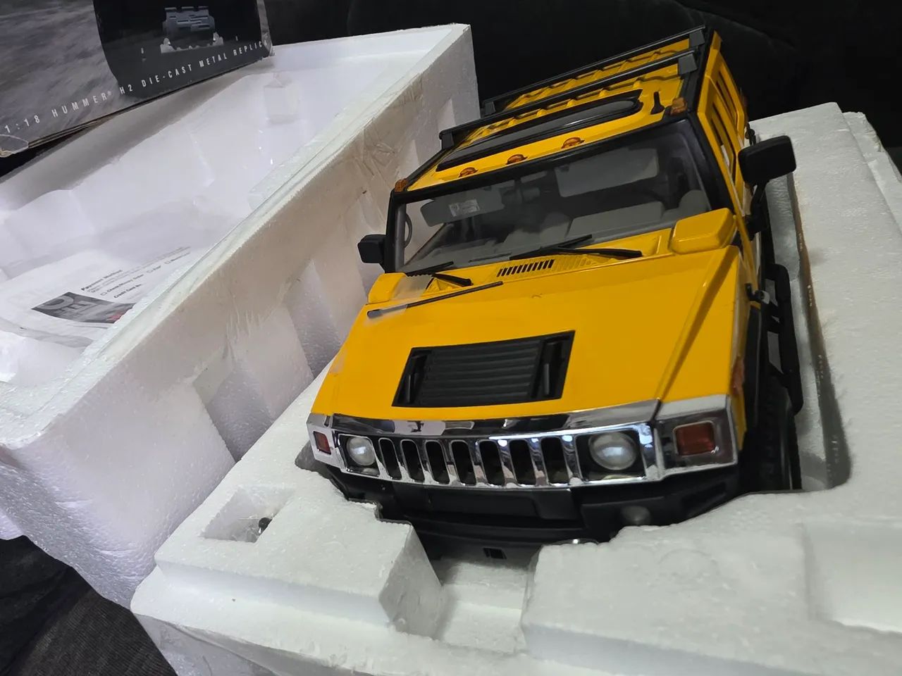 Miniatura 1:18 hummer highway 61 rara amarela detalhamento extra