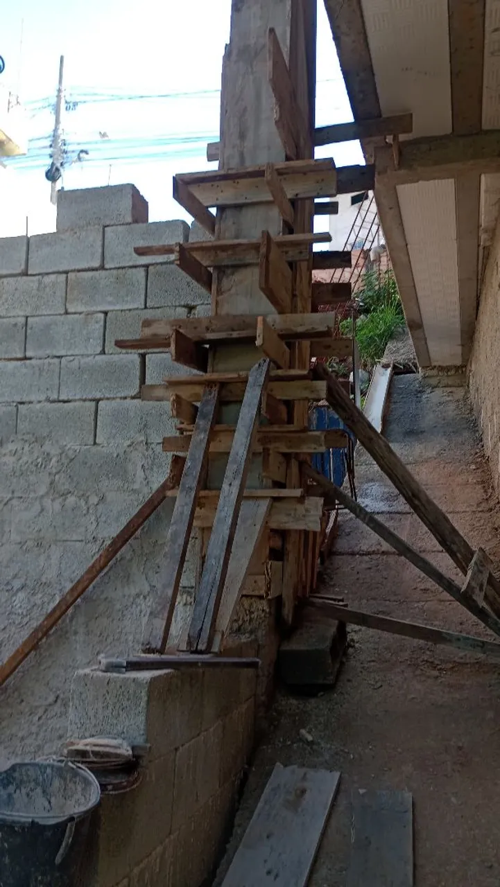 Vaga de servente de obra