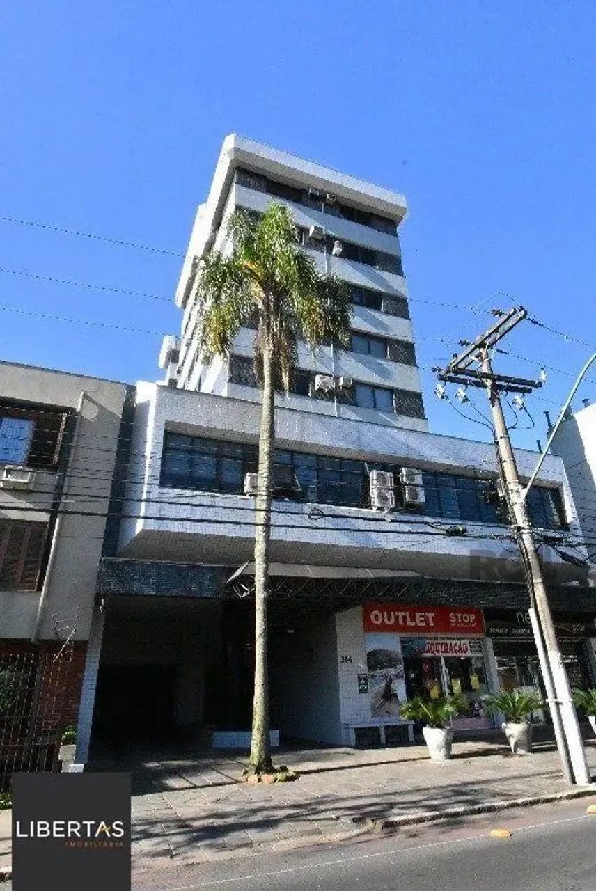 SALA - 32,00 m² - 1 vaga - MENINO DEUS