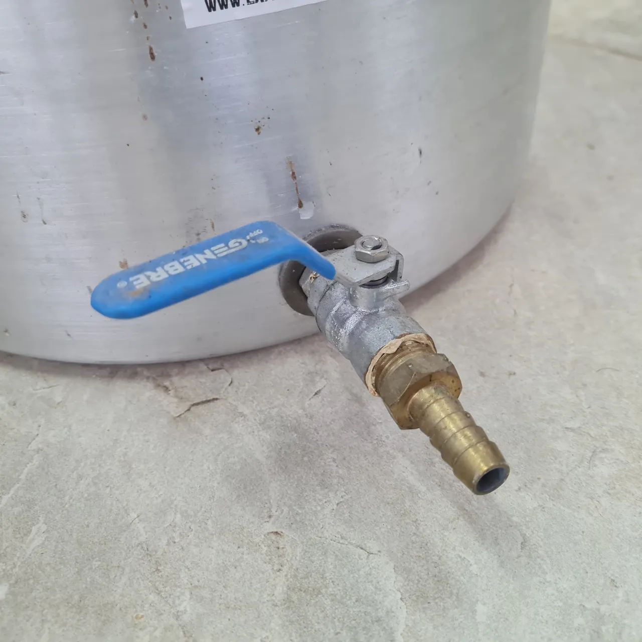 Vendo panela 32lts para fabricação de cerveja - Foto 2