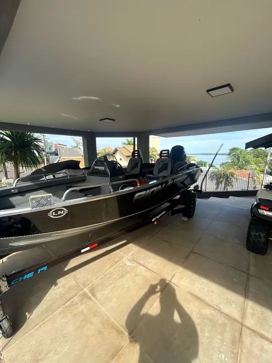 Lancha rio náutica 19 pés