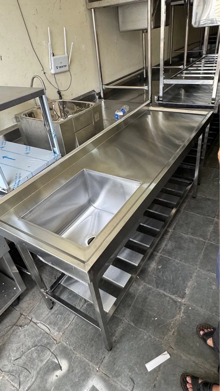 Bancada de Aço Inox com Pia para Cozinha Industrial - Foto 2