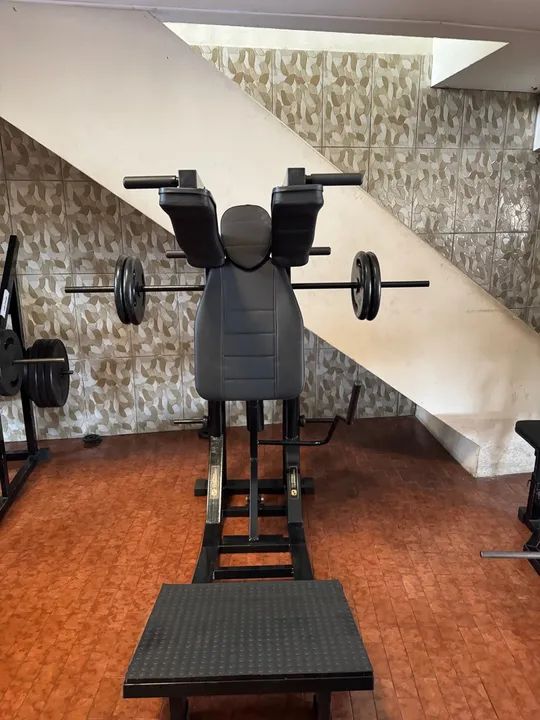 Hack Squat  - Foto 2
