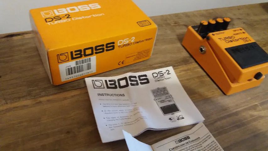 Pedal Boss Turbo Distortion DS 2 - Foto 3