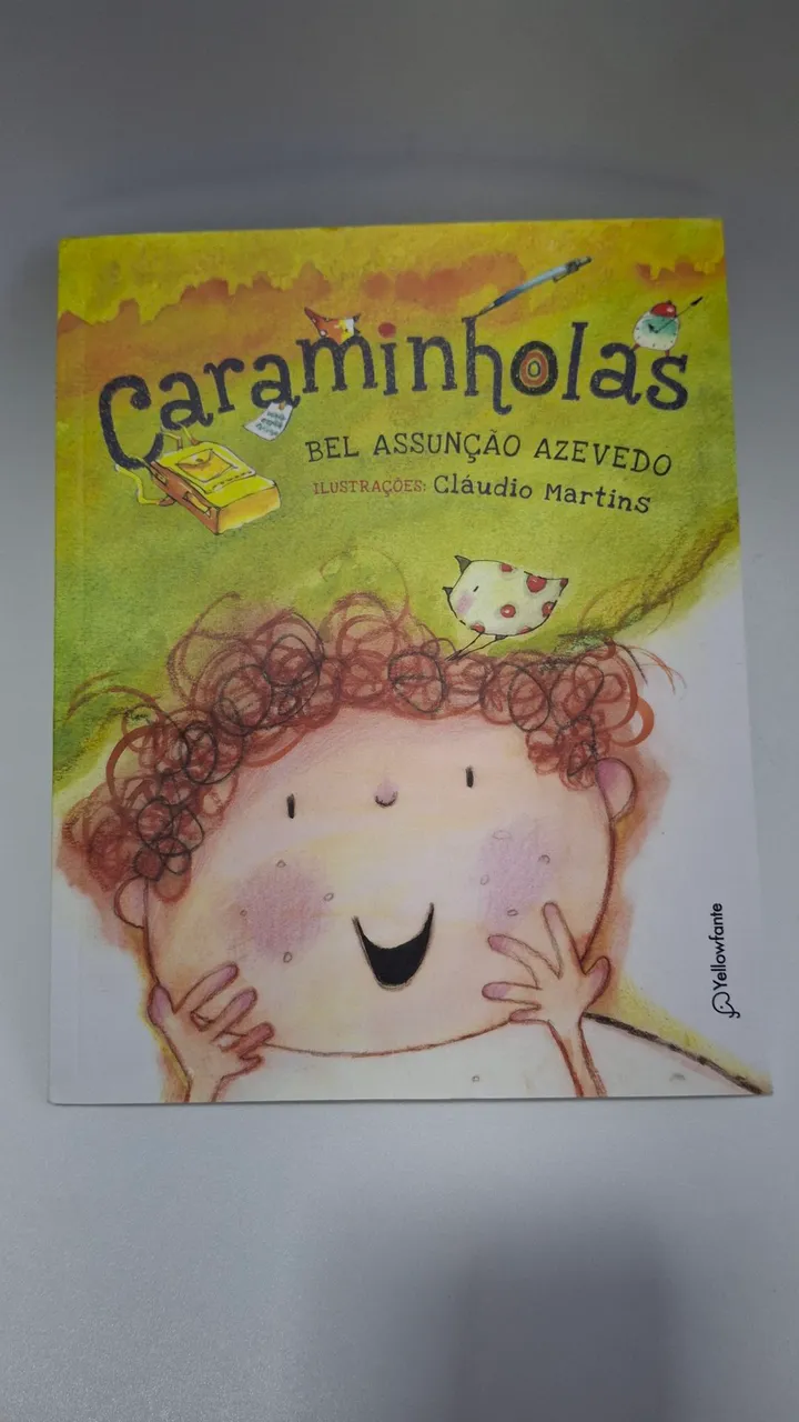 Livro Caraminholas - Bel Assunção Azevedo
