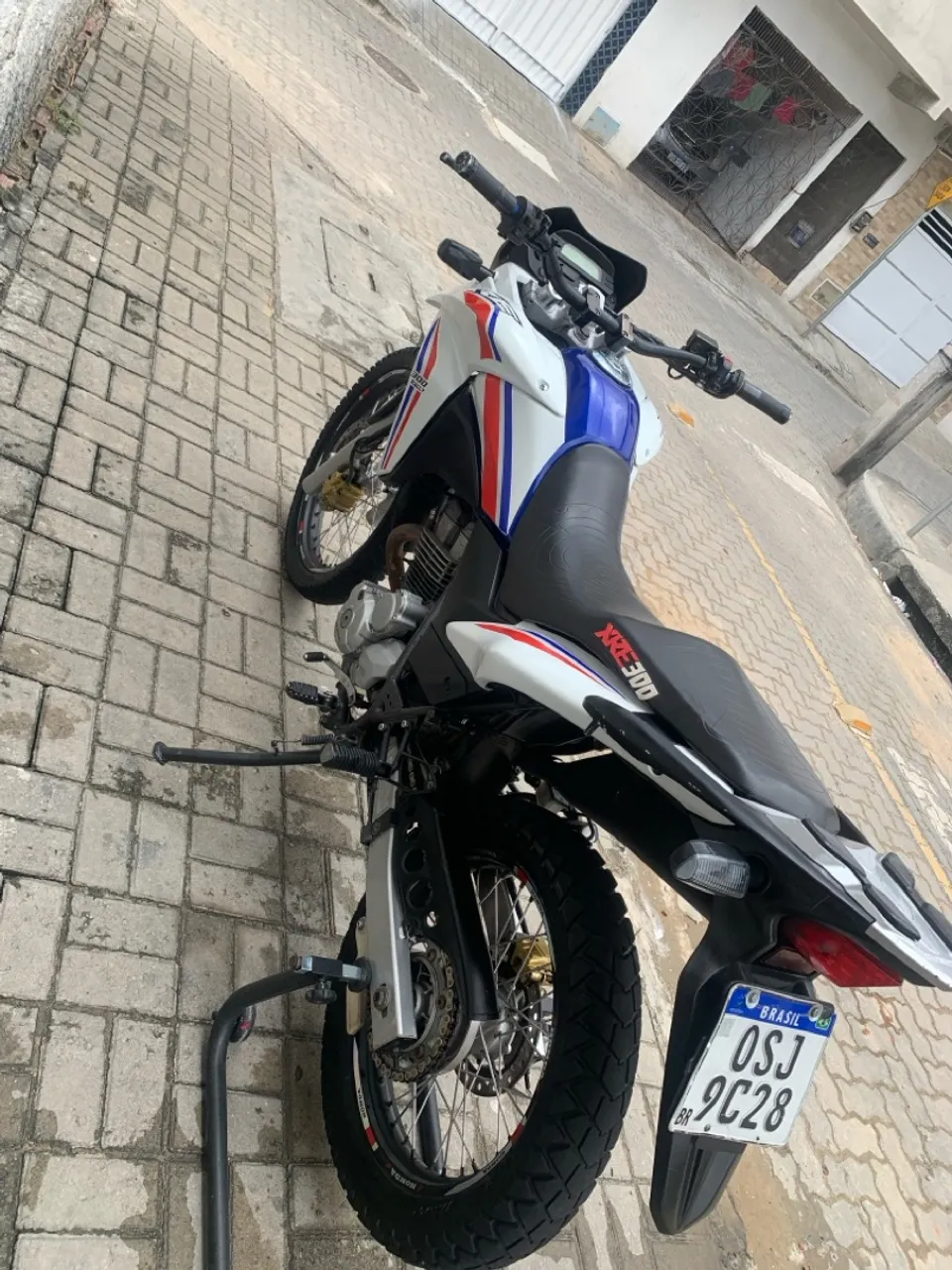 Xre 300