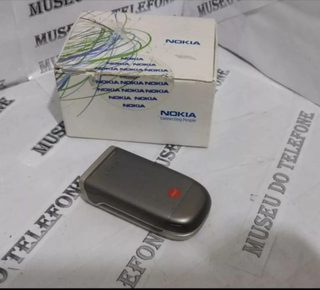Nokia 2760 Flip pequeno celular antigo da claro  - Foto 3