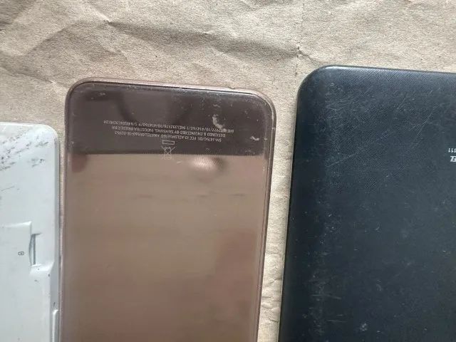 lote de tablet multilaser m8 + a20 + tablet todos para peças ou reparo - Foto 3