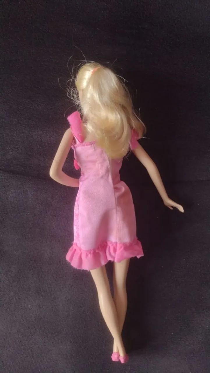 Boneca Barbie corpo de pano  - Foto 2