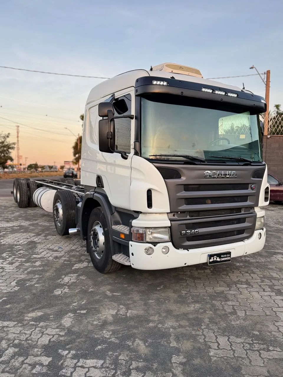 Scania P340 Bitruck 8x2 Ano 2012 - Foto 3