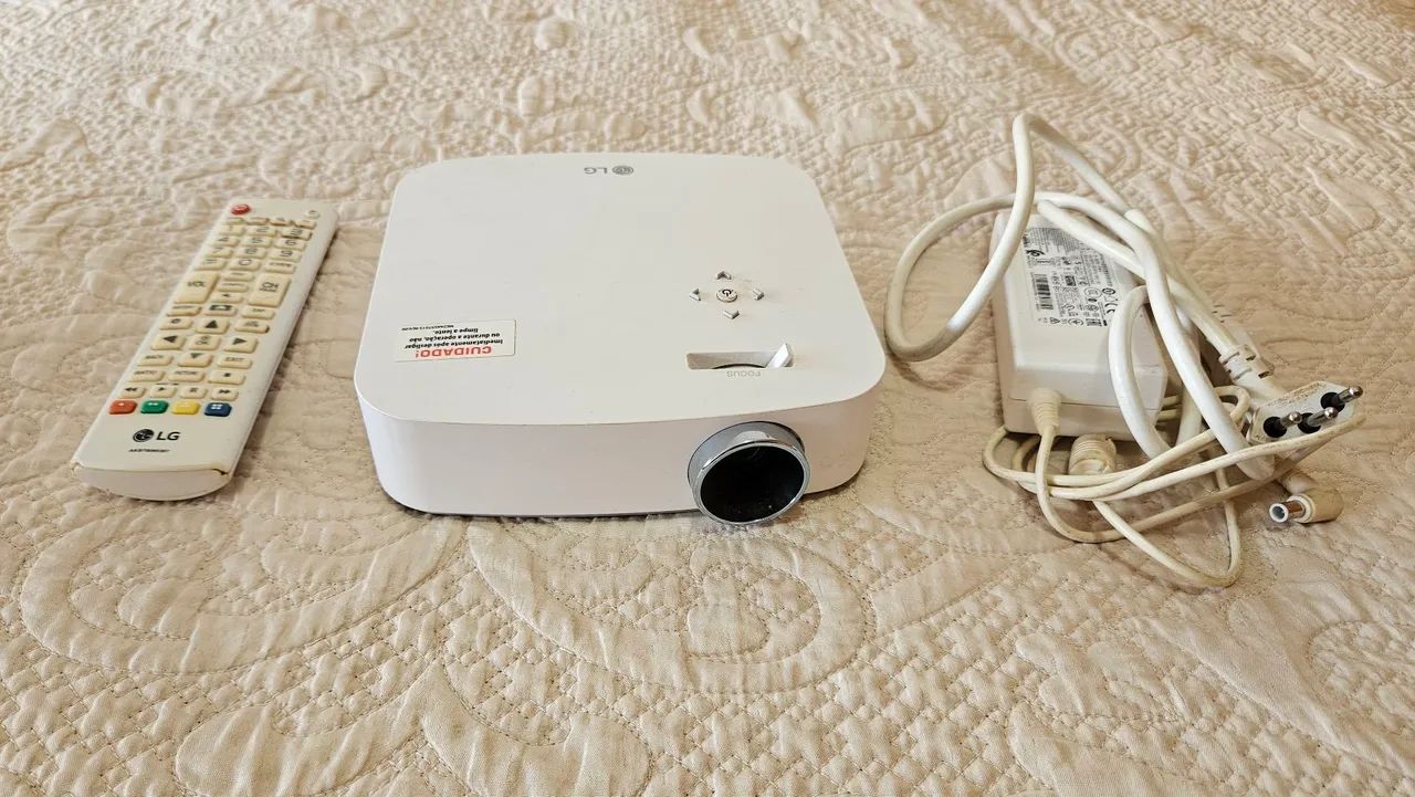 Projetor LG com Controle Remoto