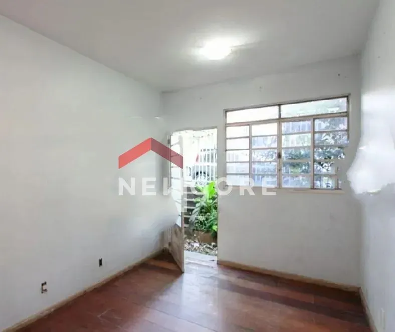 Casa em Rua Alcides Souza - Primeiro de Maio - Belo Horizonte/MG