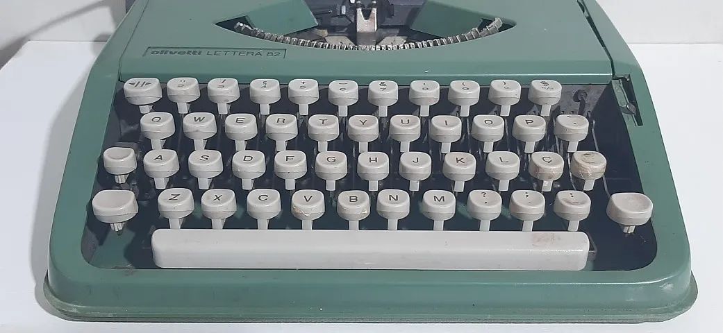 Máquina de escrever Olivetti - Foto 5