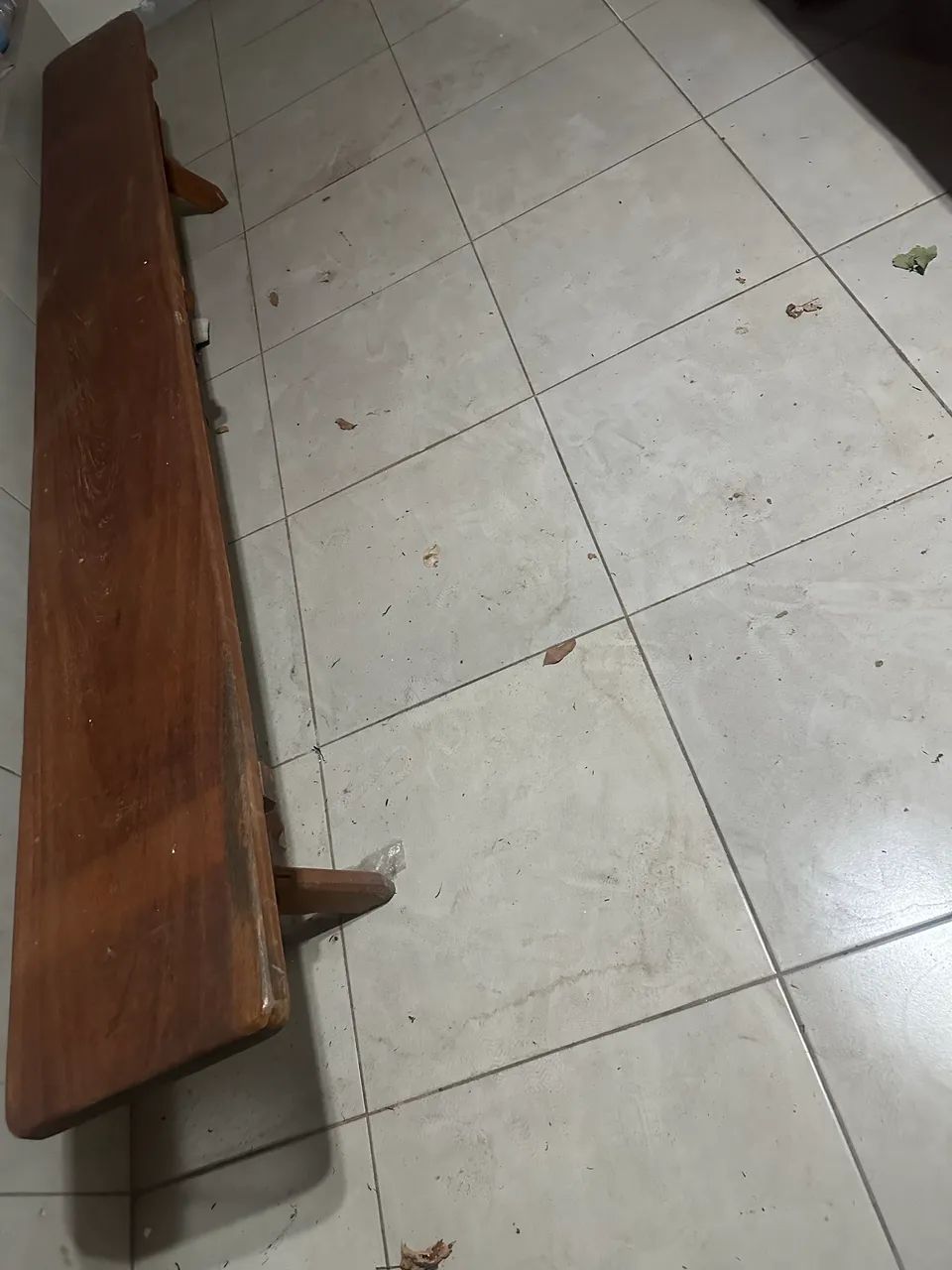 Mesa 3mt/0,80 cm, cama Box, sofá  - Foto 2