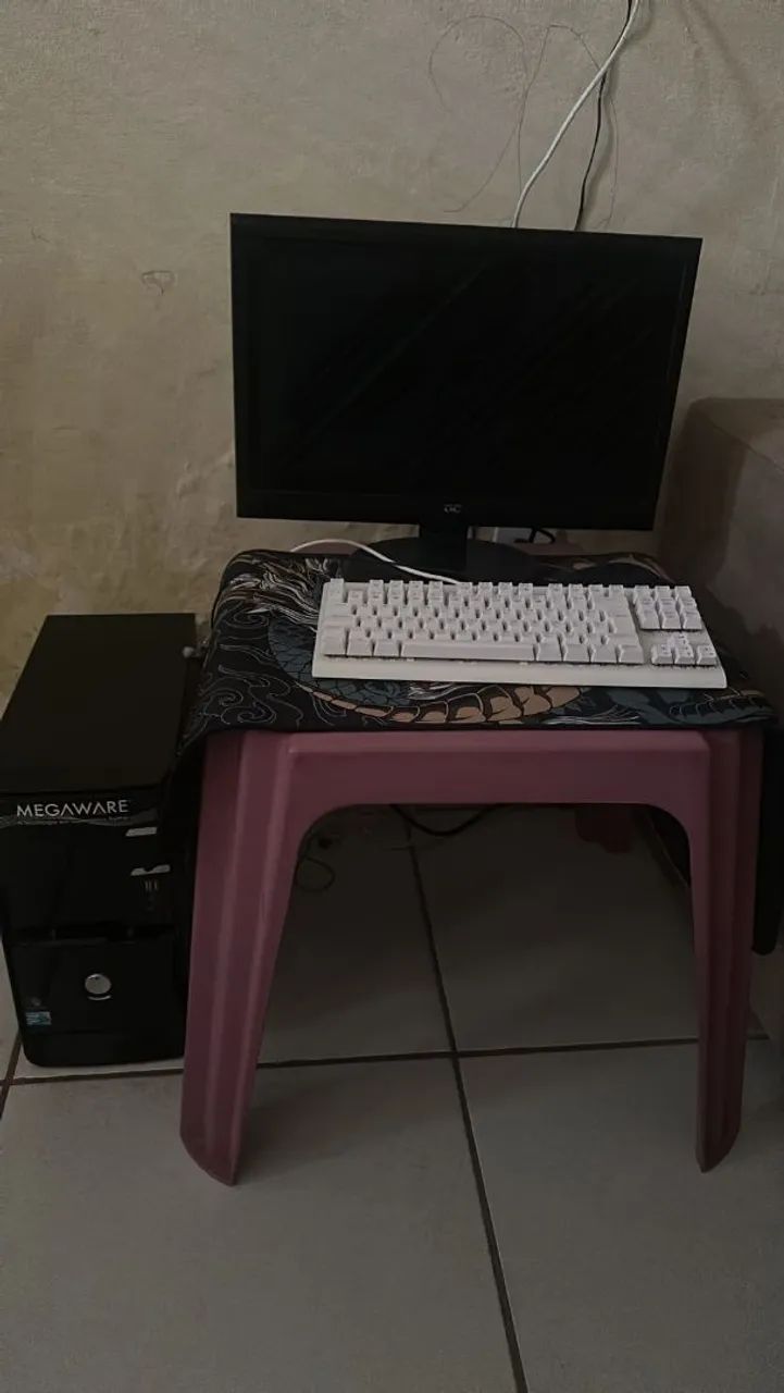 Setup completo, estudos e trabalho.