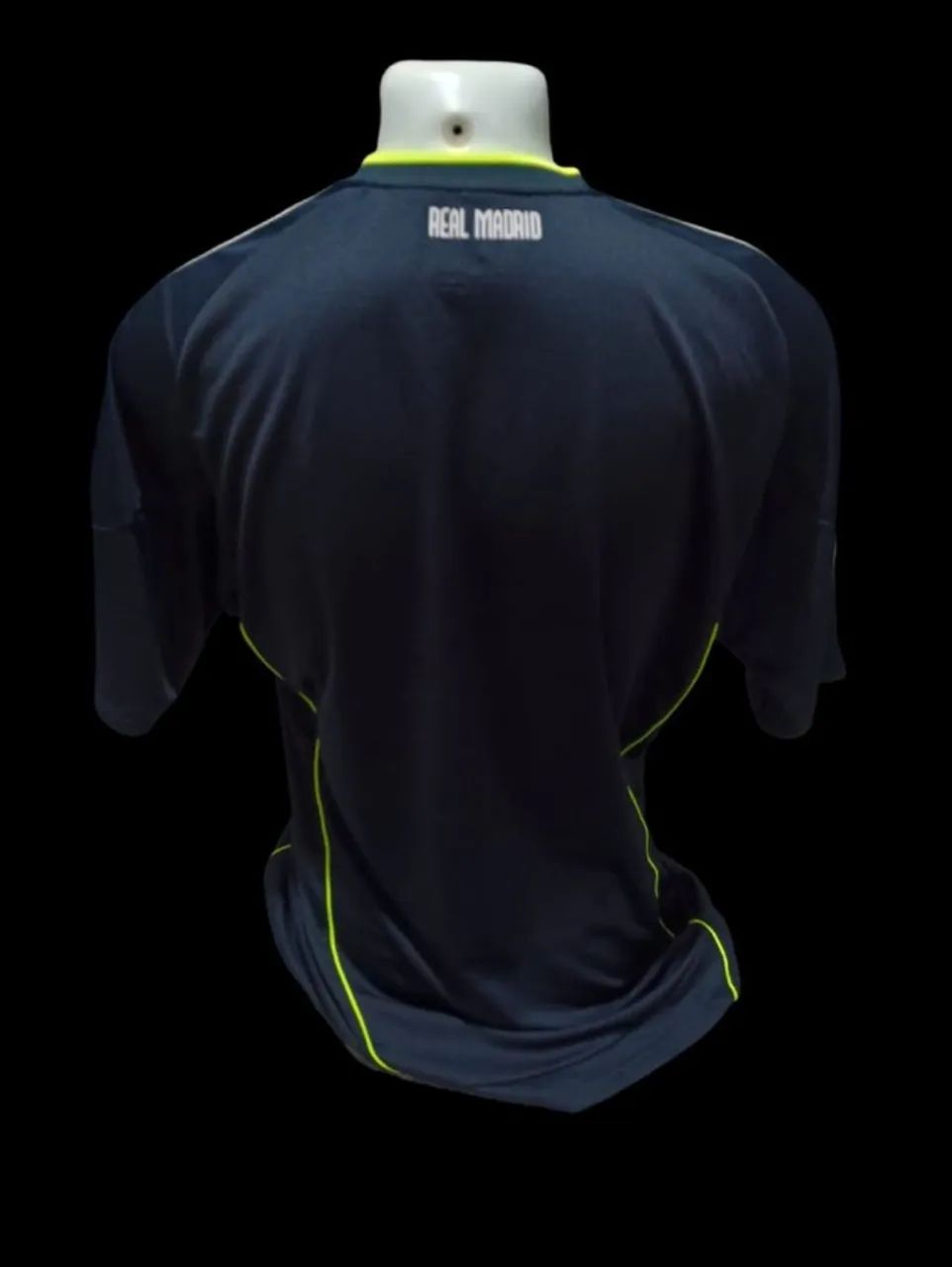 camisa real madrid 2010/2011 - Foto 2
